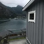 Solhaug Fjordcamping Gerendaház *