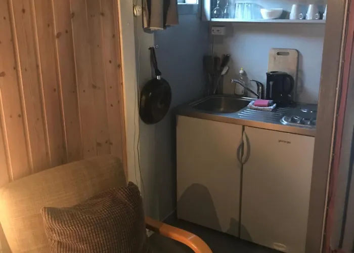 Solhaug Fjordcamping Jaktstuga *