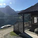 Solhaug Fjordcamping 山林小屋